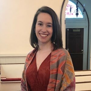 Meet your Posher, Cassandra